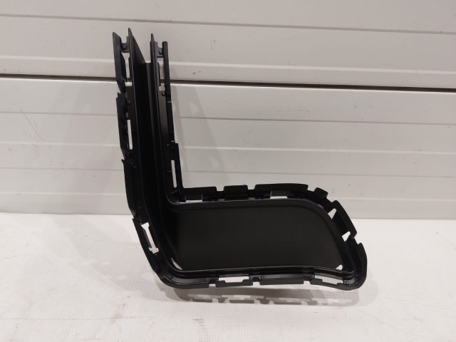 Trim Bezel, LH